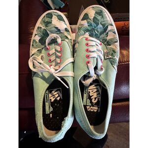 Vans Tropical Low Top lace up women's 9
